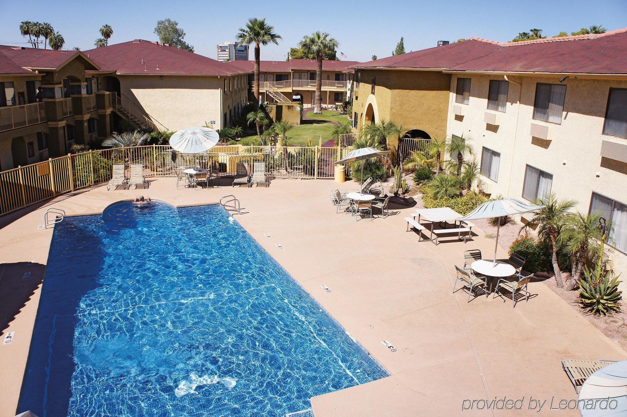 Laquinta Inn Phoenix - Arcadia מראה חיצוני תמונה
