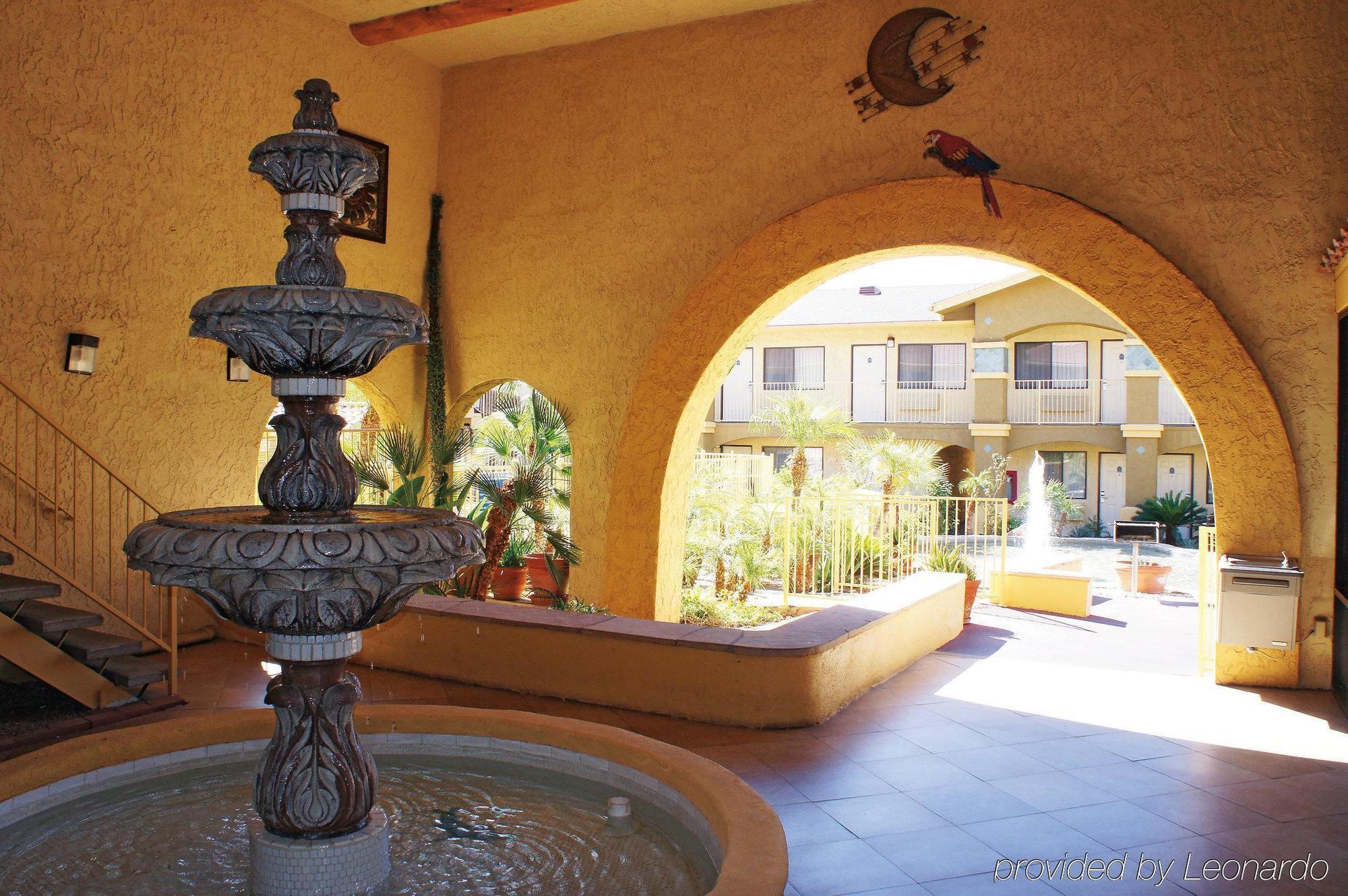 Laquinta Inn Phoenix - Arcadia מראה חיצוני תמונה